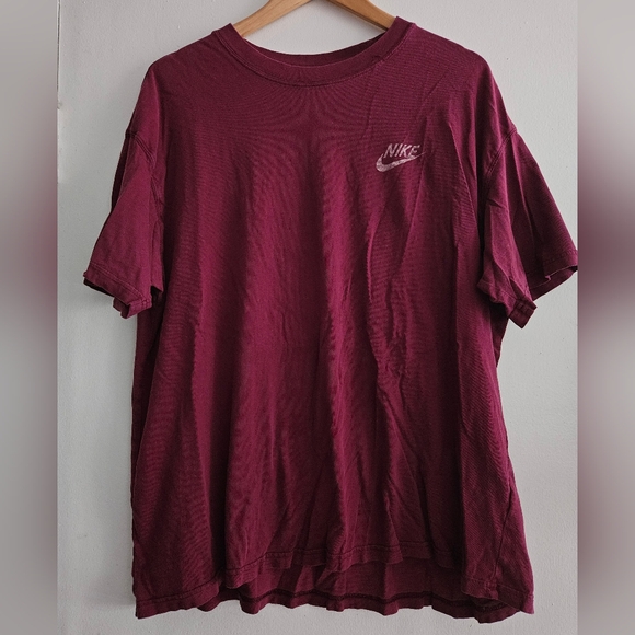 Nike Other - Vintage Nike Burgandy Men's T-shirt Size XL